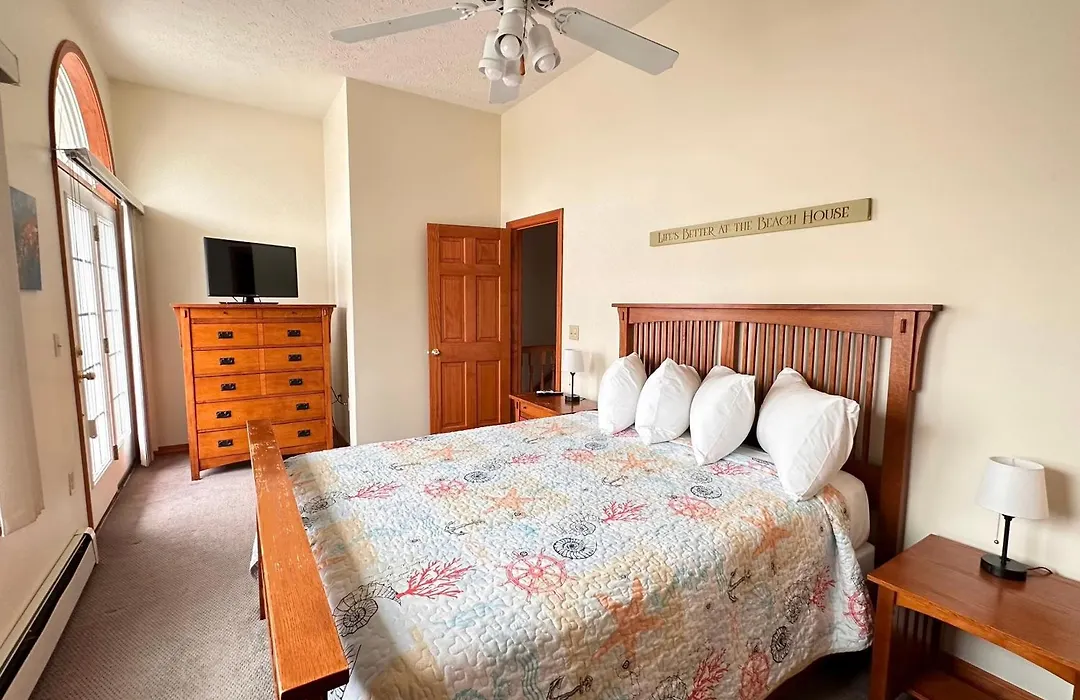 Abellona Inn & Suites-1