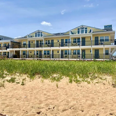Abellona Inn & Suites-3